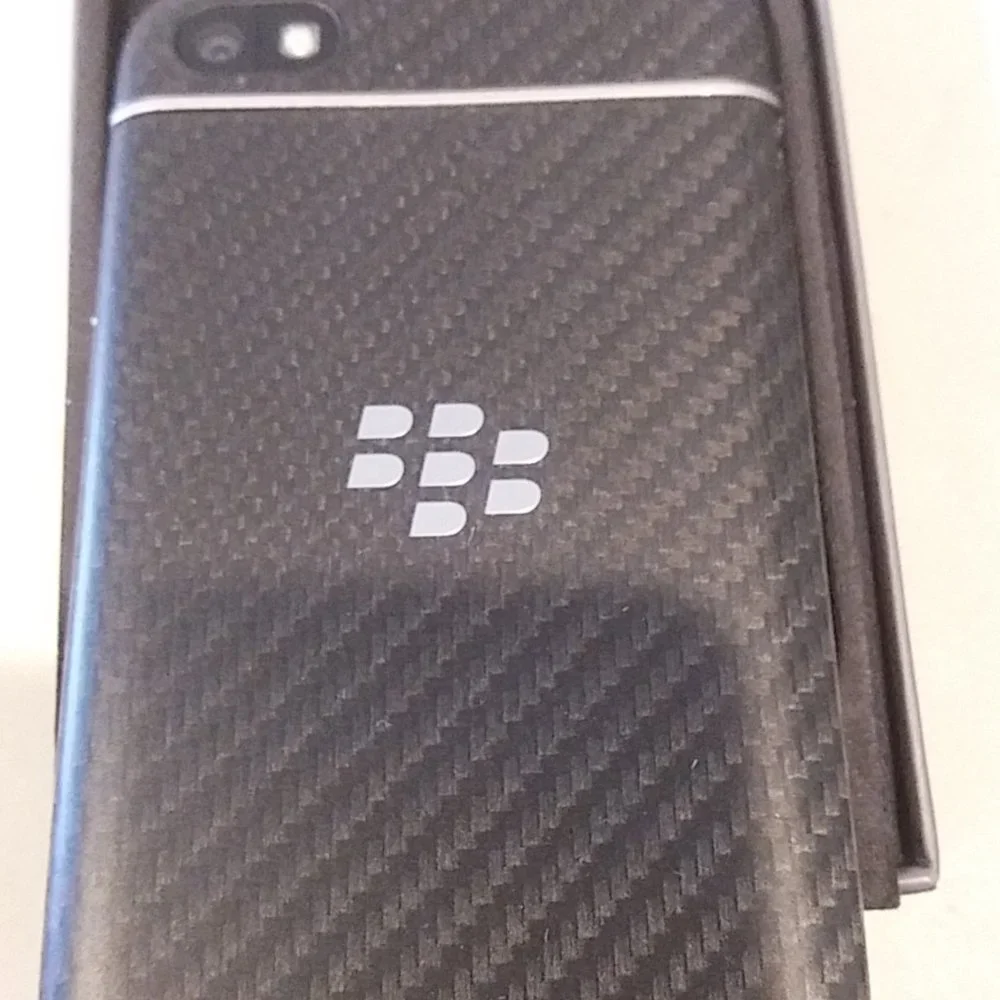 Blackberry Q10 T-Mobile Smartphone. Selling for parts-No Battery.